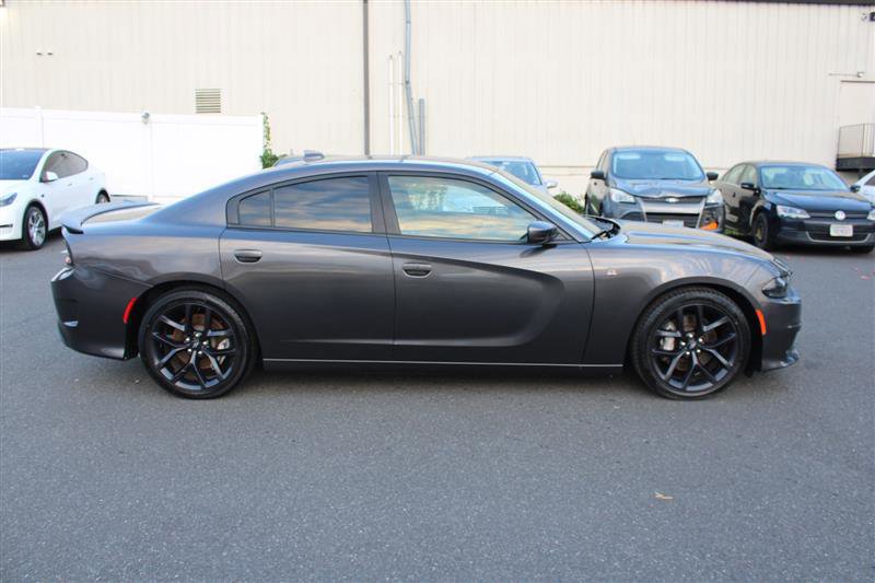 Used 2019 Dodge Charger Scat Pack image 9