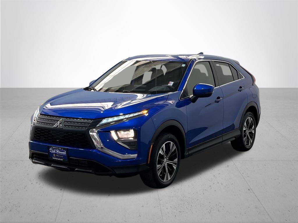 Used 2022 Mitsubishi Eclipse Cross ES AWD/4WD image 2