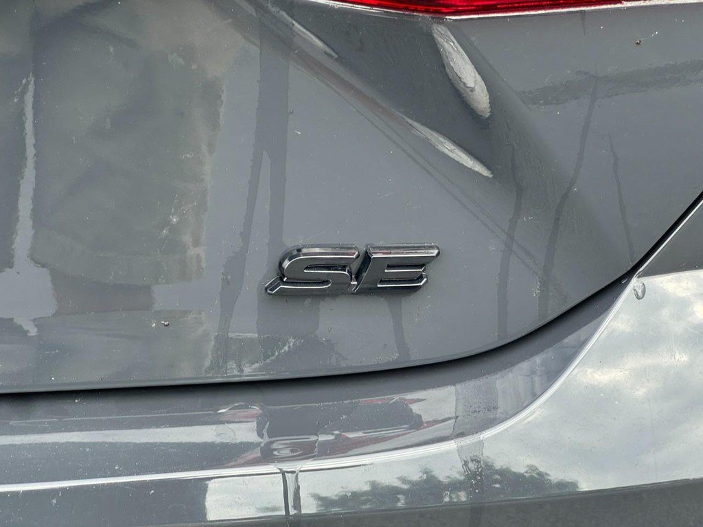Used 2026 Toyota Camry SE w/ Multimedia Upgrade Package FWD image 6