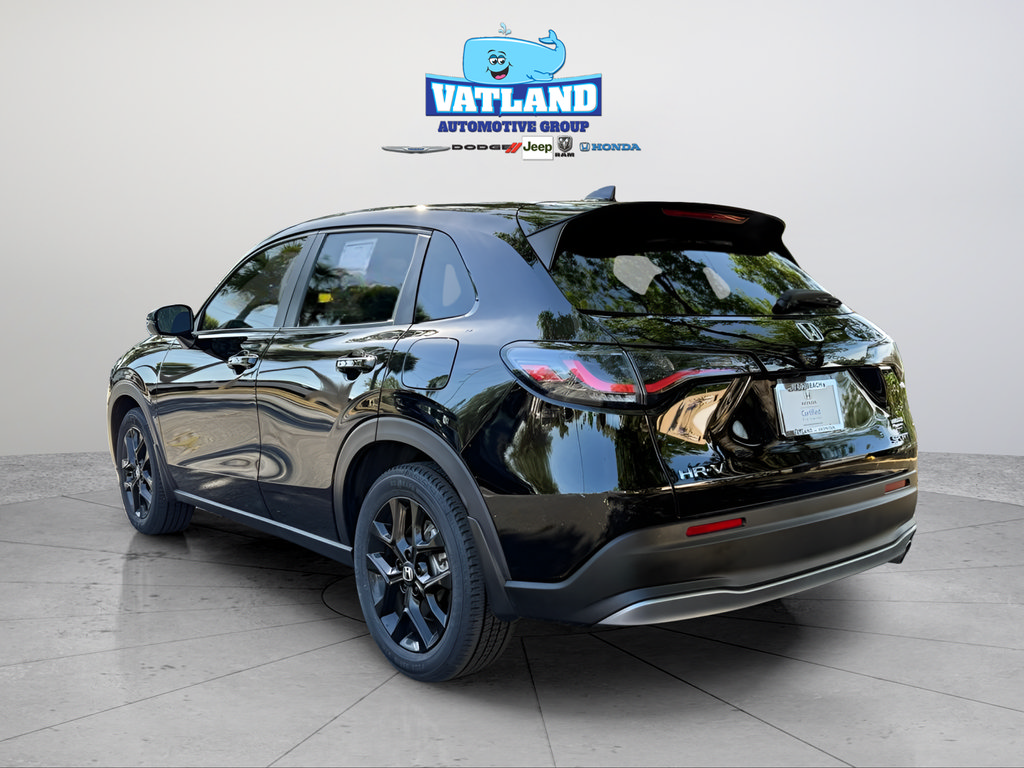 Used 2025 Honda HR-V Sport image 3