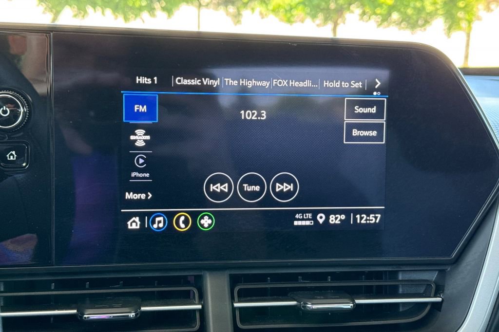 Used 2025 Chevrolet Trax LS FWD image 28