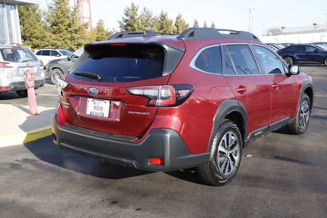 Certified 2025 Subaru Outback Premium w/ Popular Package #1A AWD/4WD image 3