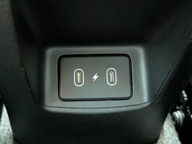 Used 2024 Hyundai Elantra Limited FWD image 14