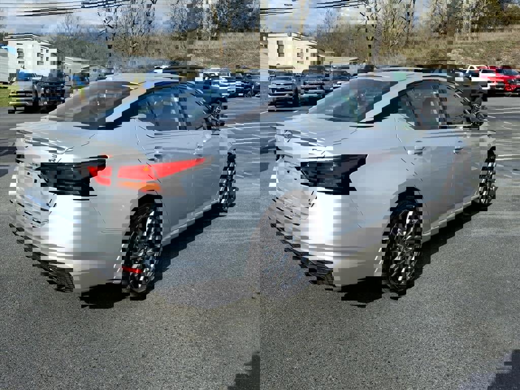 Used 2023 Nissan Altima 2.0 SR image 6