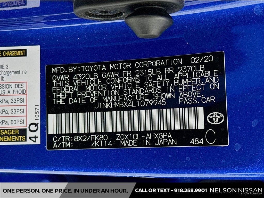 Used 2020 Toyota C-HR XLE image 30