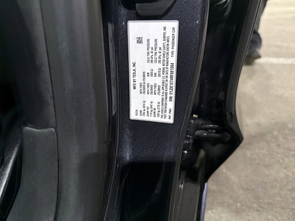 Used 2024 Tesla Model 3 Performance image 24