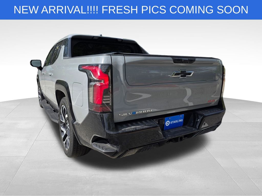 Certified 2025 Chevrolet Silverado EV RST image 6