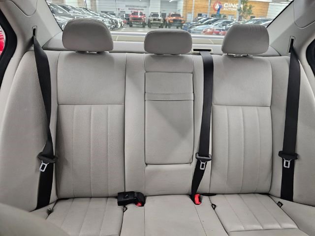 Used 2009 Mercedes-Benz C 300 Sedan image 32