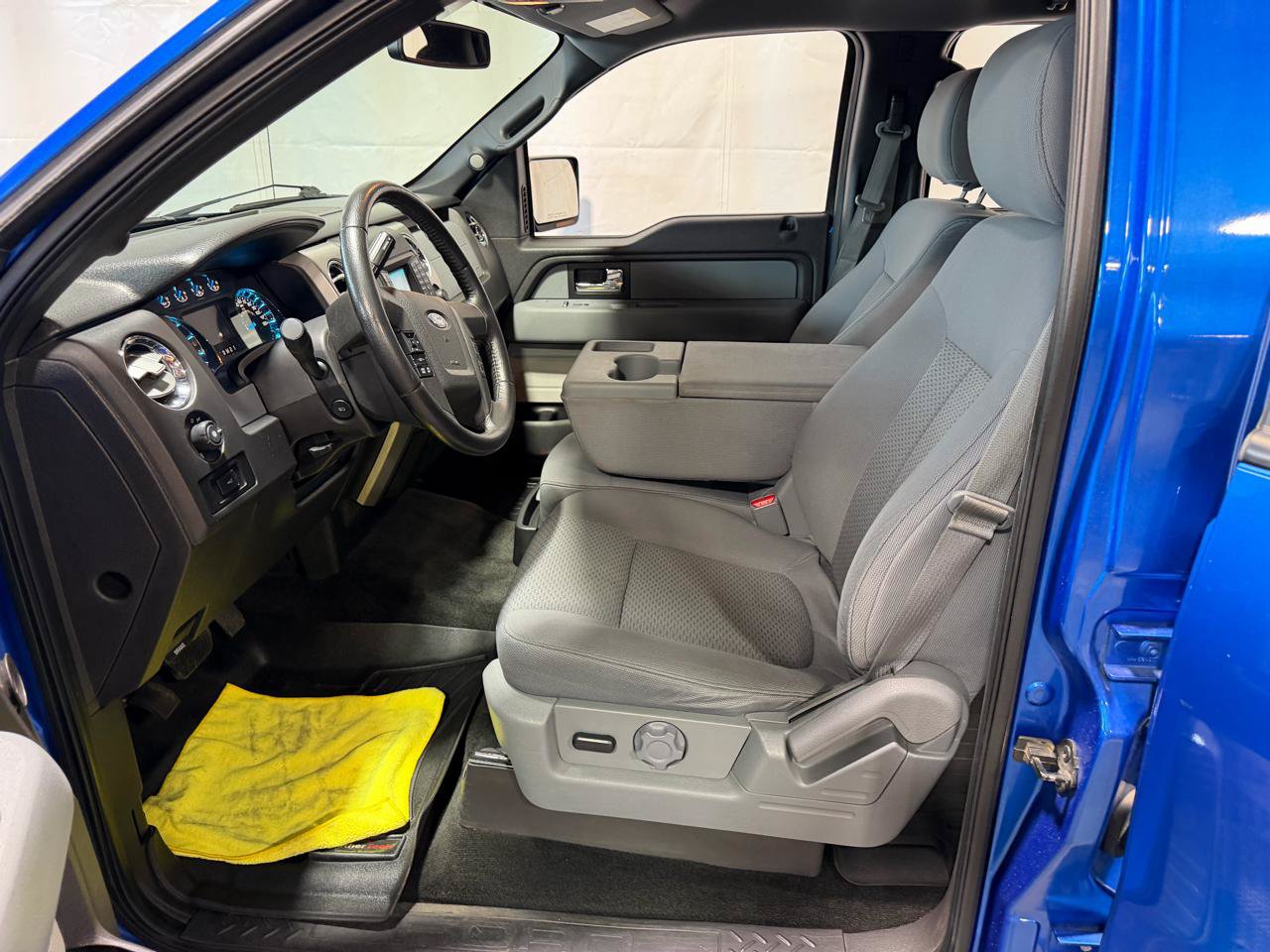Used 2013 Ford F150 XLT w/ Luxury Equipment Group AWD/4WD image 23