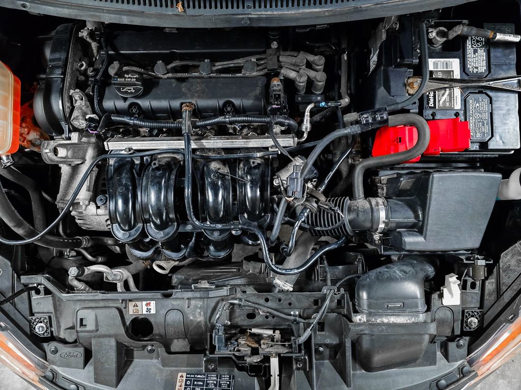 Used 2014 Ford Fiesta SE w/ Equipment Group 201A image 12