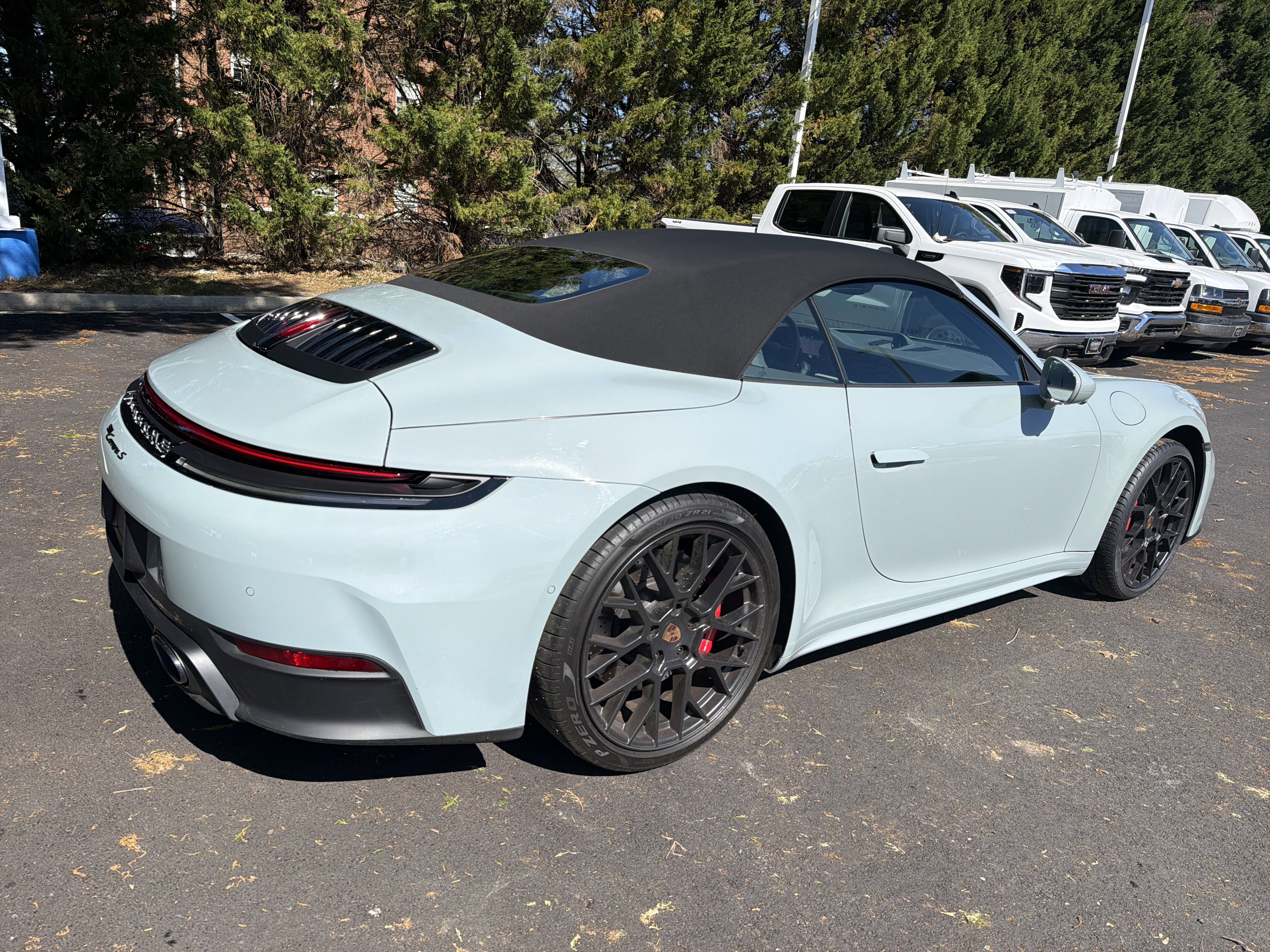 Used 2025 Porsche 911 Carrera S RWD image 10