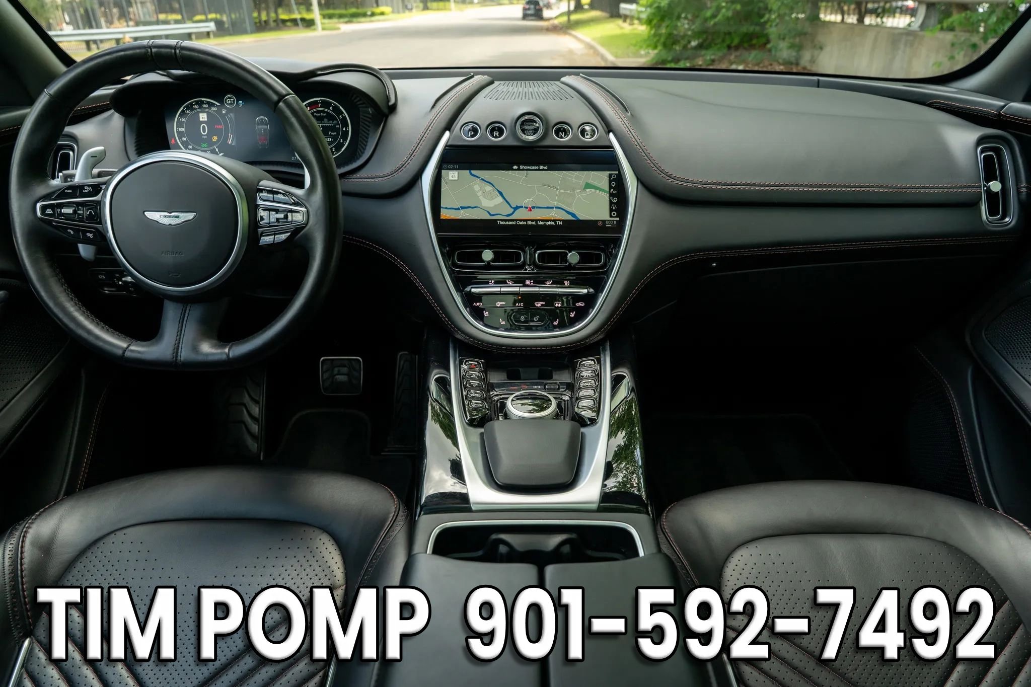 Used 2021 Aston Martin DBX image 19