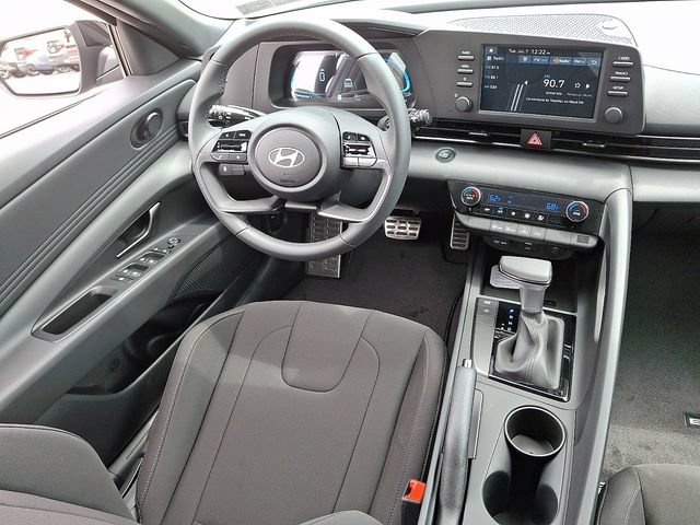 New 2026 Hyundai Elantra Sport FWD image 9