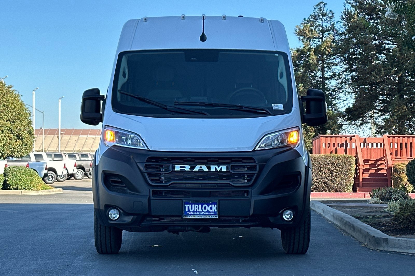 New 2025 RAM ProMaster 2500 w/ Convenience Group FWD image 9