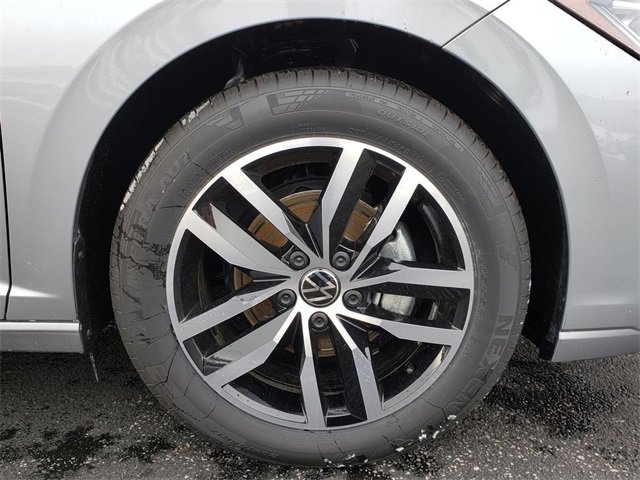 New 2026 Volkswagen Jetta SE image 12