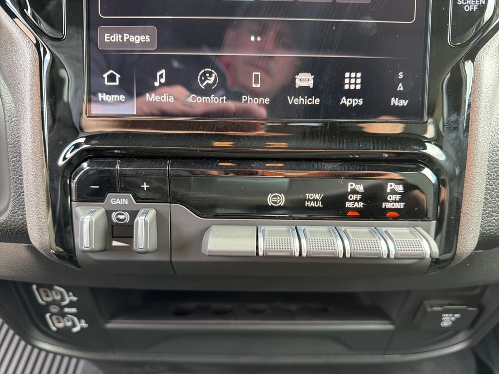 New 2026 RAM 3500 Tradesman AWD/4WD image 35