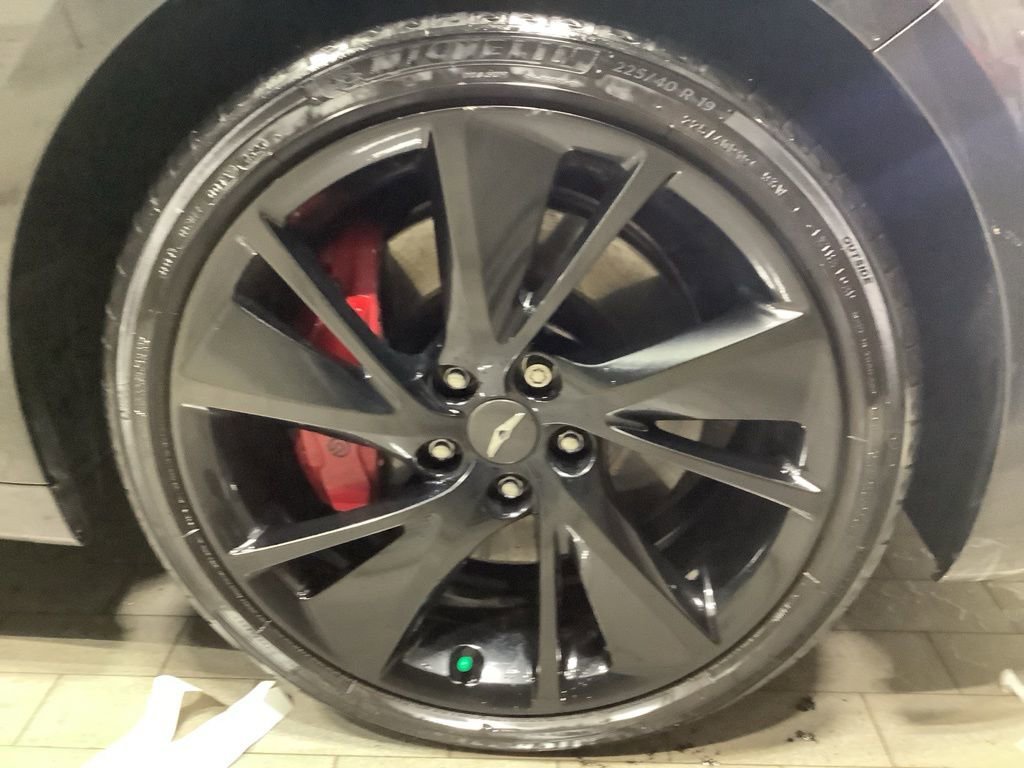 Used 2023 Genesis G70 3.3T w/ Sport Prestige Package image 26