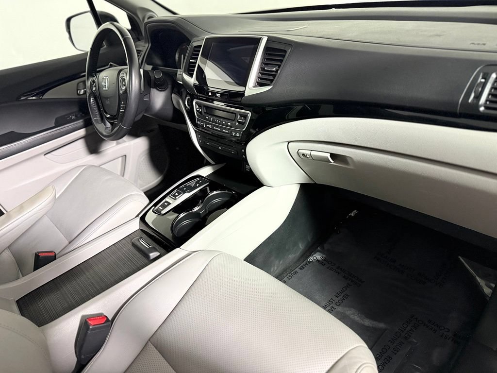 Used 2017 Honda Pilot Elite image 28