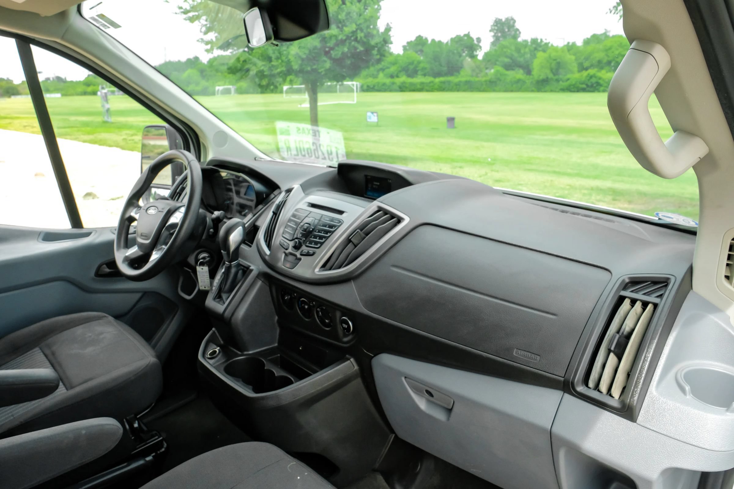 Used 2018 Ford Transit 350 XLT RWD image 13