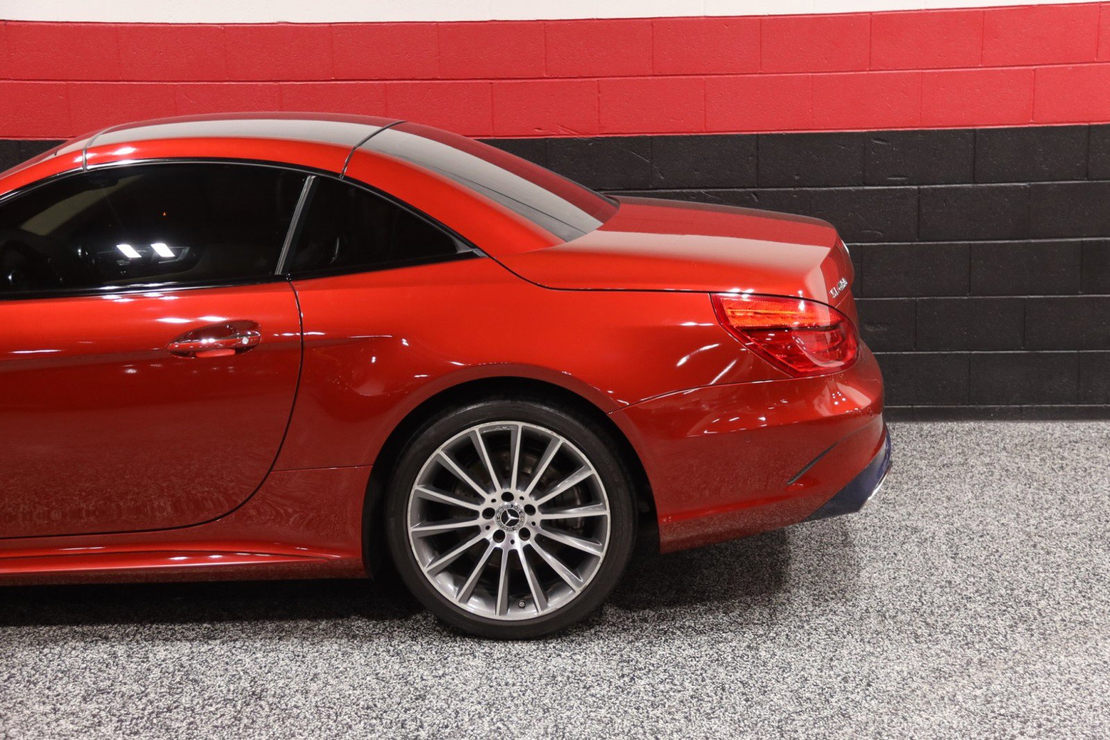 Used 2018 Mercedes-Benz SL 450 image 21