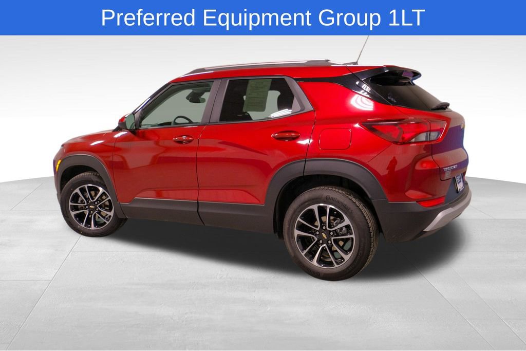 Used 2025 Chevrolet TrailBlazer LT image 4