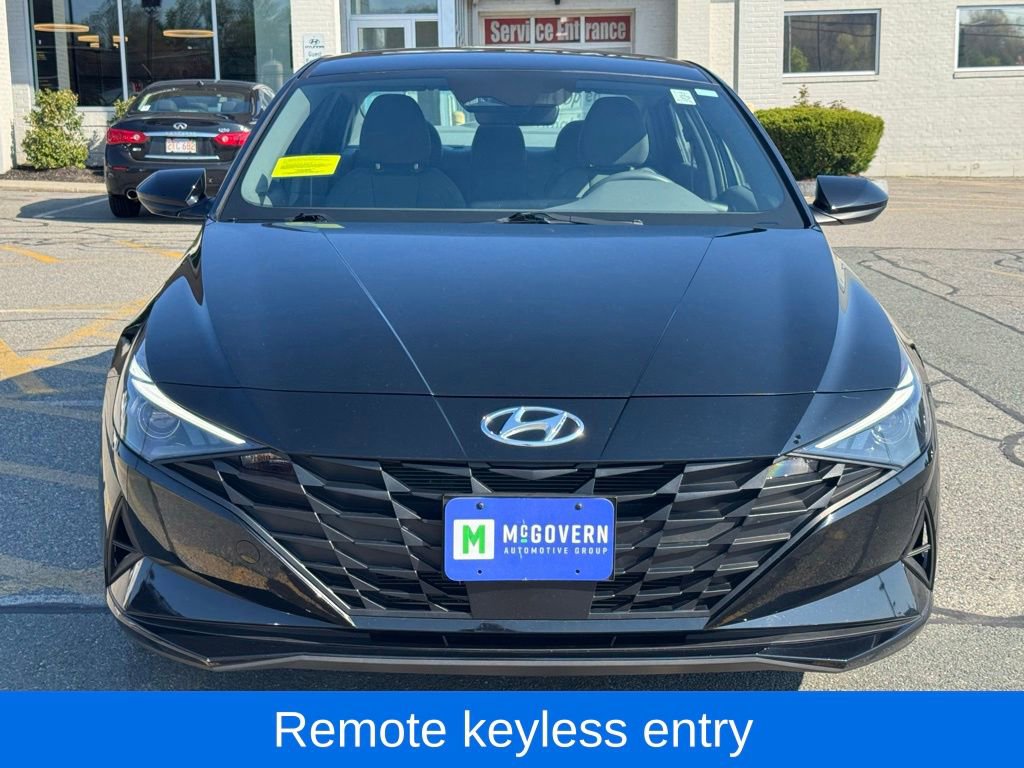 Certified 2023 Hyundai Elantra SEL w/ Convenience Package FWD image 9