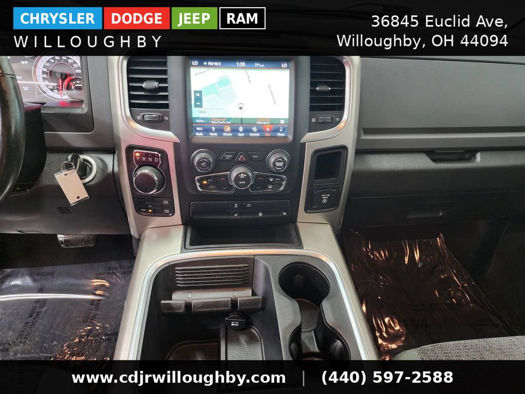 Used 2019 RAM 1500 Classic SLT w/ Black Appearance Group AWD/4WD image 20