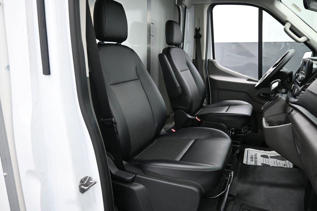 Used 2024 Ford Transit 350 RWD image 27