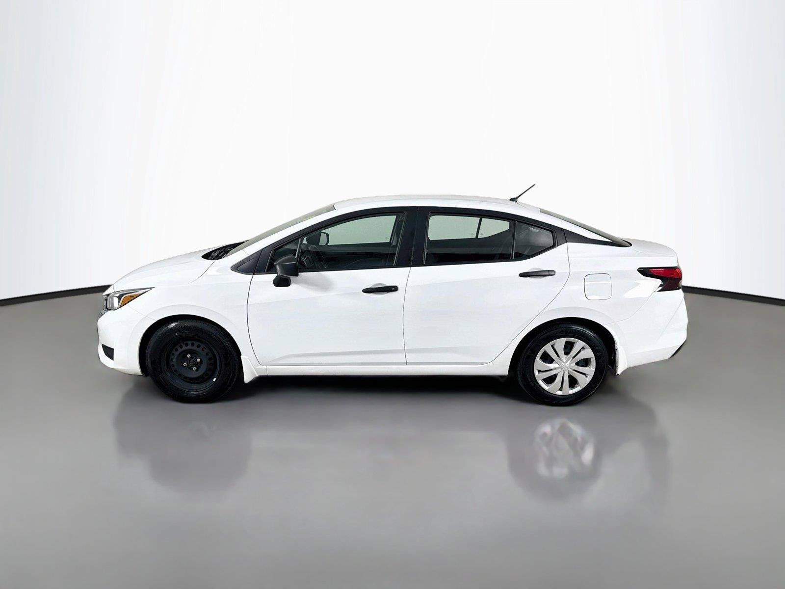 Used 2024 Nissan Versa S w/ Trunk Package FWD image 8