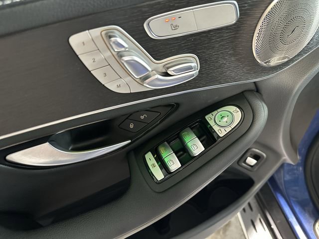 Used 2023 Mercedes-Benz GLC 300 4MATIC Coupe image 17