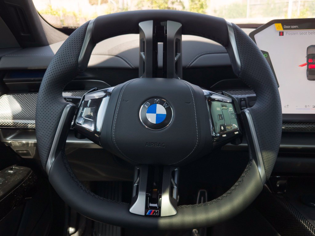 New 2027 BMW 740i w/ M Sport Package RWD image 15