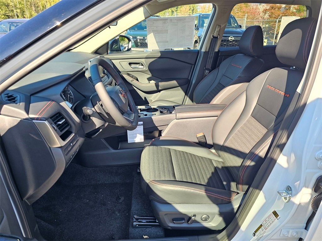 New 2026 Nissan Rogue SV image 17