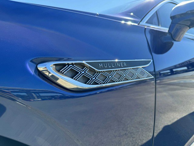 Used 2023 Bentley Flying Spur W12 image 18