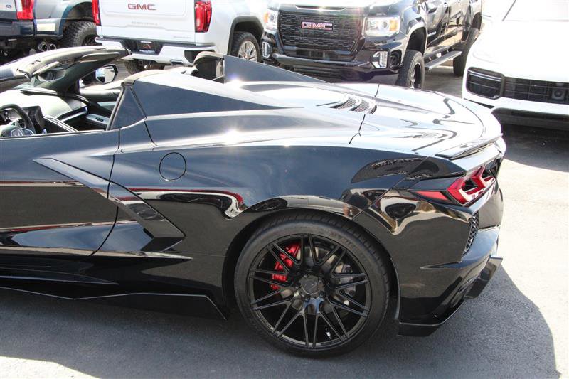 Used 2023 Chevrolet Corvette Stingray Premium Conv w/ Battery Protection Package RWD image 6