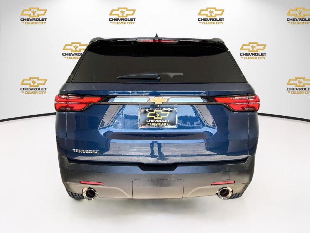 Used 2022 Chevrolet Traverse LS w/ LPO, Cargo Package FWD image 7