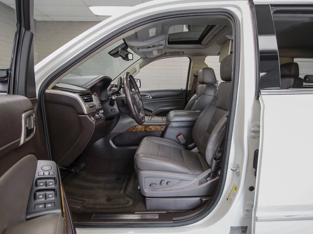 Used 2015 GMC Yukon Denali w/ Premium Package AWD/4WD image 12