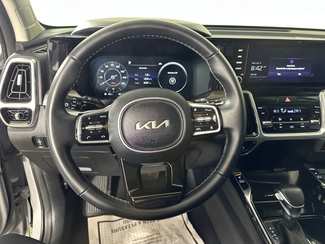 Used 2023 Kia Sorento SX image 14