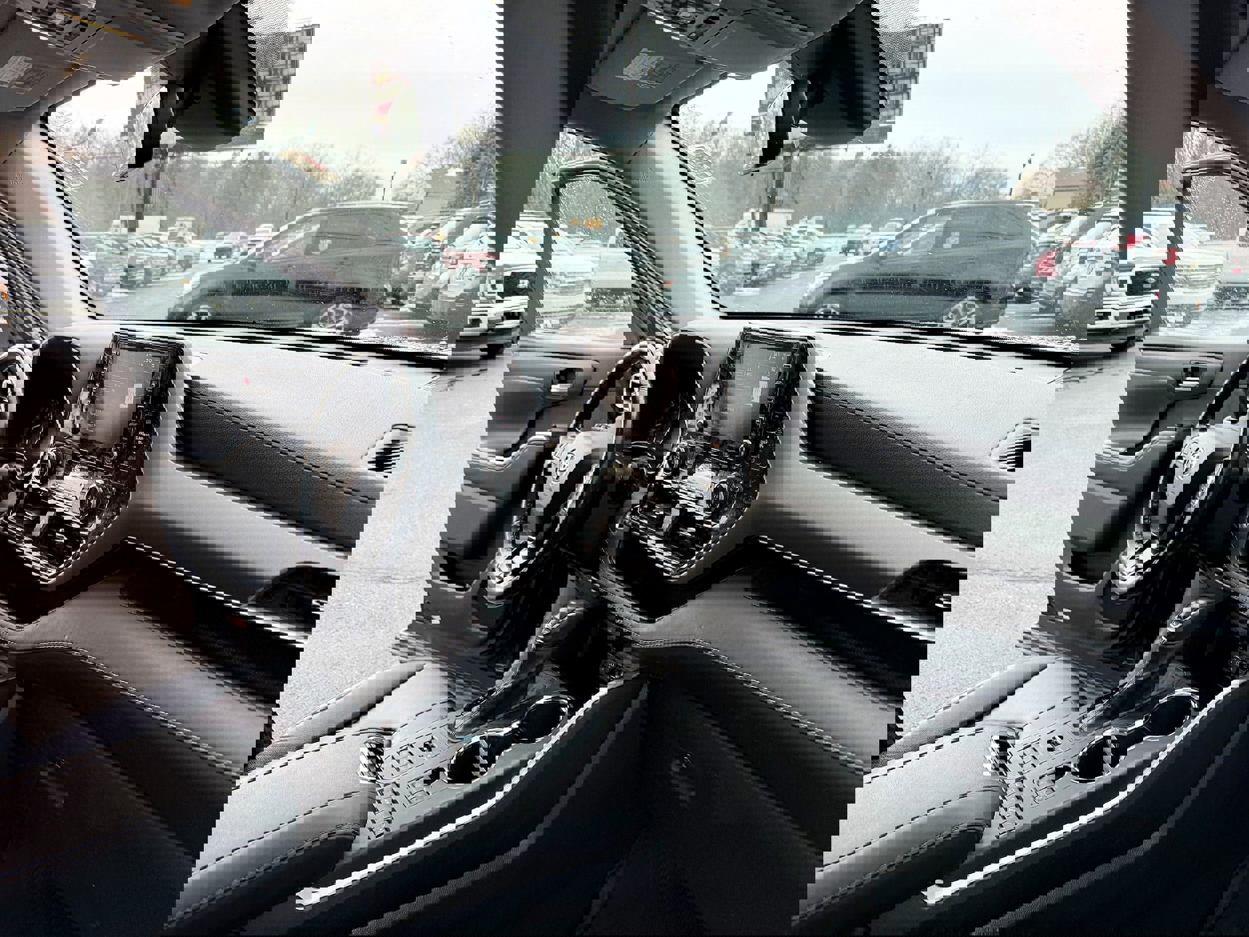 Used 2021 Toyota Highlander XLE image 23