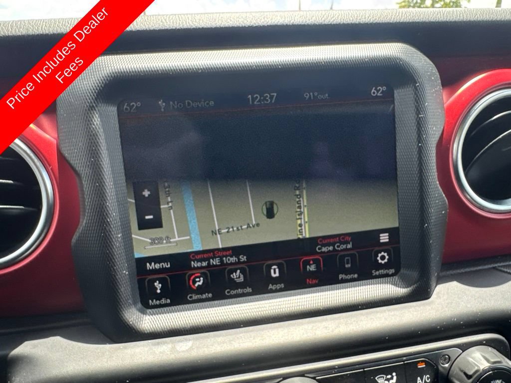 Used 2023 Jeep Wrangler Unlimited Rubicon w/ LED Lighting Group AWD/4WD image 9