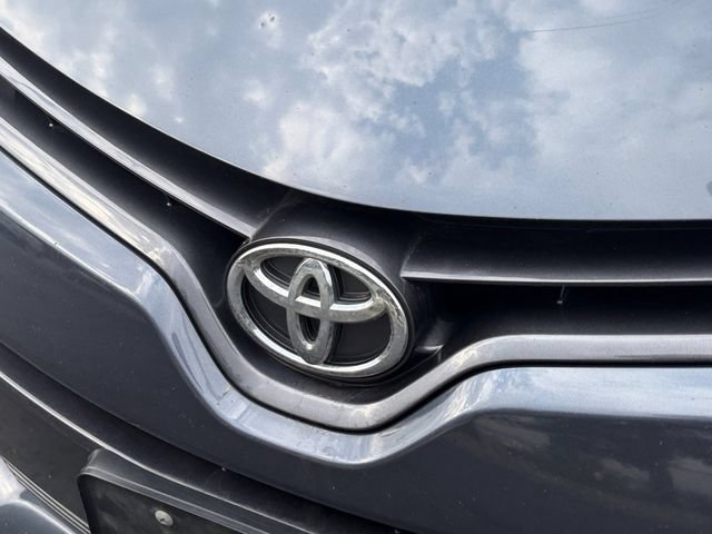 Used 2015 Toyota Corolla LE FWD image 23