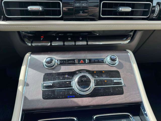 Used 2023 Lincoln Aviator Reserve w/ Elements Package Plus image 28