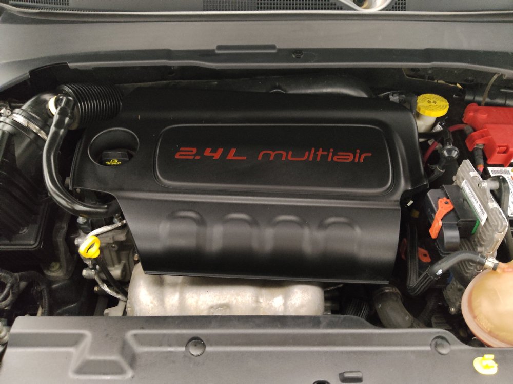 Used 2019 Jeep Compass Latitude FWD image 30