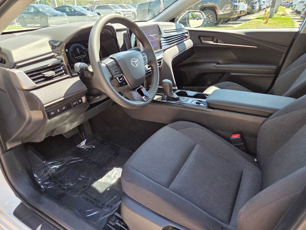 Used 2025 Toyota Camry LE FWD image 22