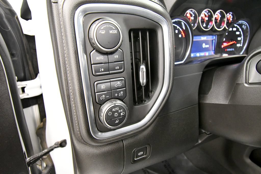 Used 2021 Chevrolet Silverado 1500 LTZ w/ Safety Package II AWD/4WD image 19