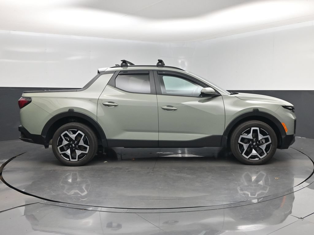Used 2023 Hyundai Santa Cruz Limited AWD/4WD image 2