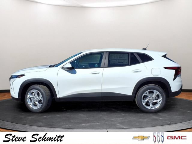 New 2026 Chevrolet Trax LS w/ LS Convenience Package FWD image 2