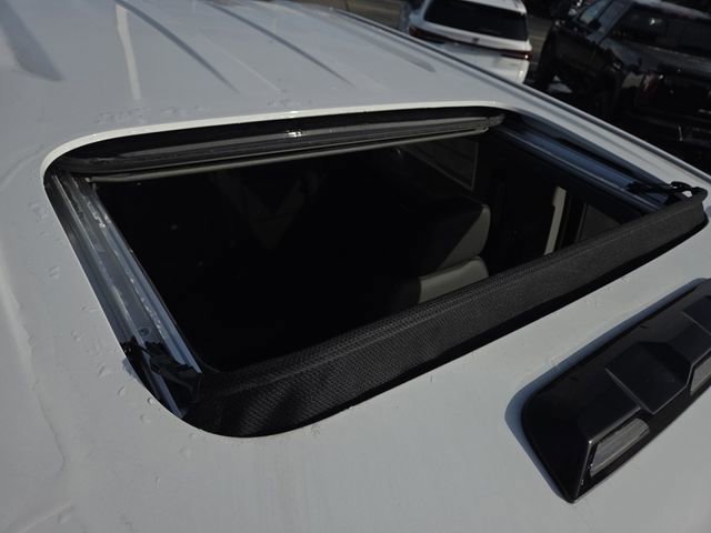 New 2025 GMC Sierra 2500 SLT w/ SLT Premium Package image 3