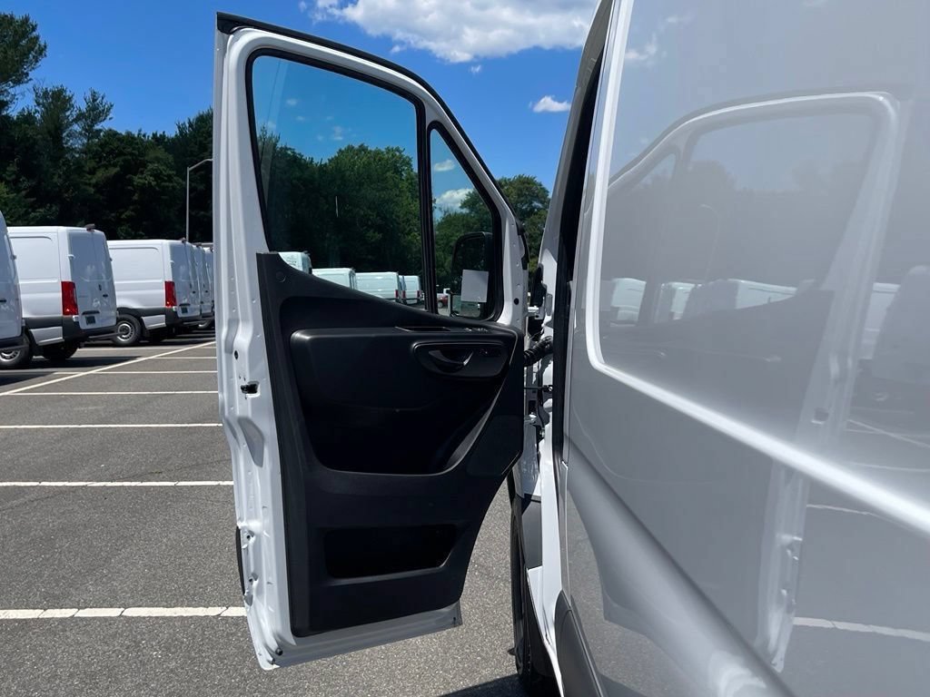 New 2026 Mercedes-Benz Sprinter 2500 image 13
