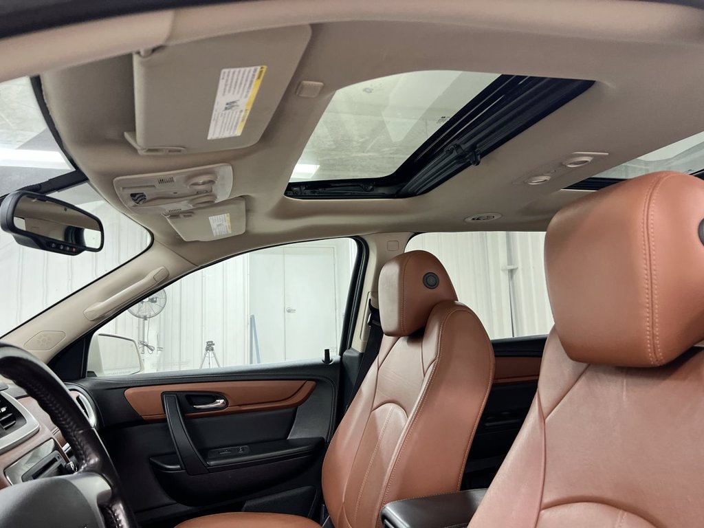 Used 2015 Chevrolet Traverse LT AWD/4WD image 20