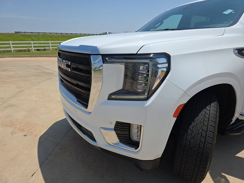 Used 2022 GMC Yukon SLT w/ SLT Luxury Package AWD/4WD image 31